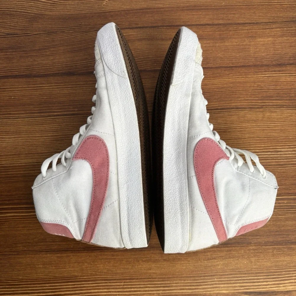 Nike Blazer Mid '77 Catechu Women's‎ Size 7.5 Used